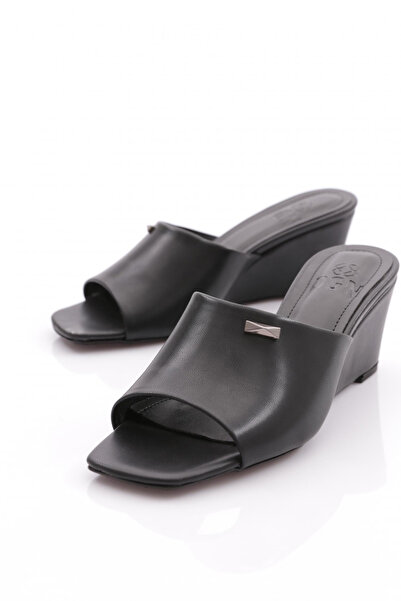 DGN Μαύρες γυναικείες παντόφλες με τακούνι - 354583539