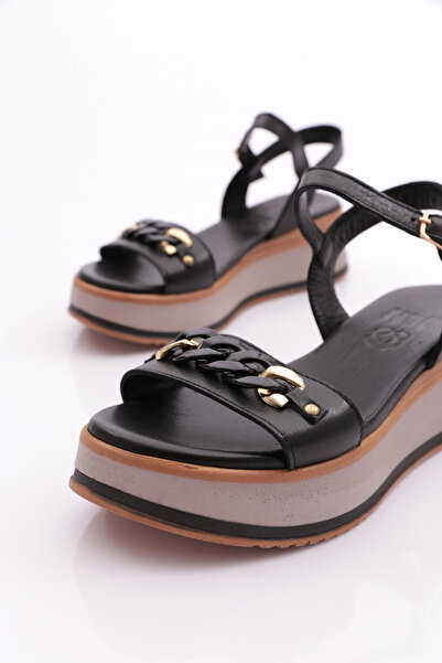 DGN Black Genuine Leather Women's Sandals - 271135108