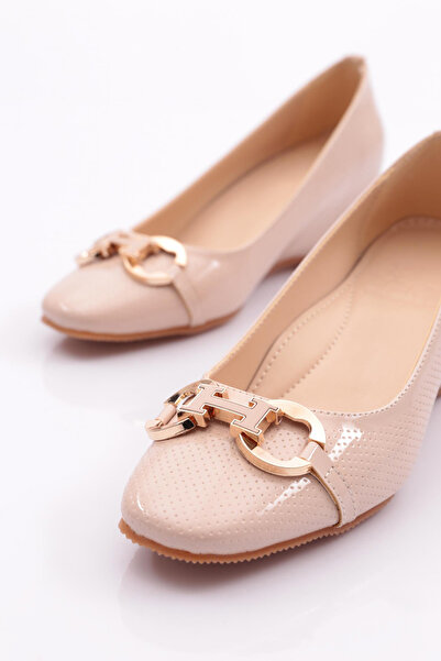 DGN 24362 Model Women's Wedge Heeled Buckle Shoes