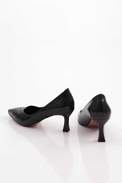 DGN Sivri Burun Parmak Dekolteli Topuklu Ayakkabı Siyah Kırışık Kroko 43121029