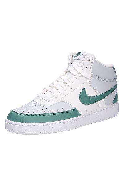 Nike Sneaker