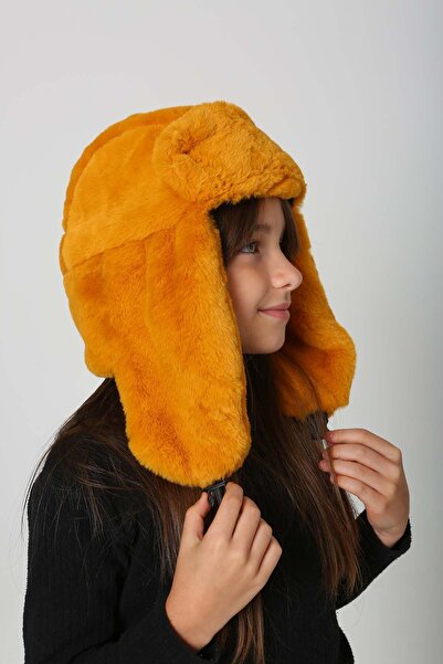 REMSA Çocuk Çıtçıtlı Kürklü Kulaklıklı Peluş Bere Şapka RKŞ-Ç-03 Hardal