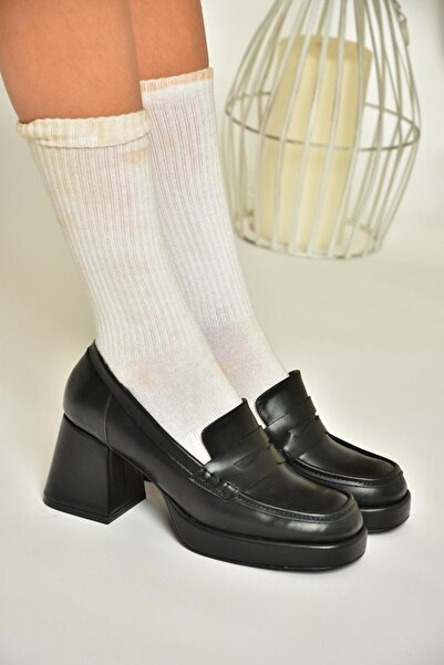 Fox Shoes T569013709 Siyah Kalın Topuklu Kadın Ayakkabı