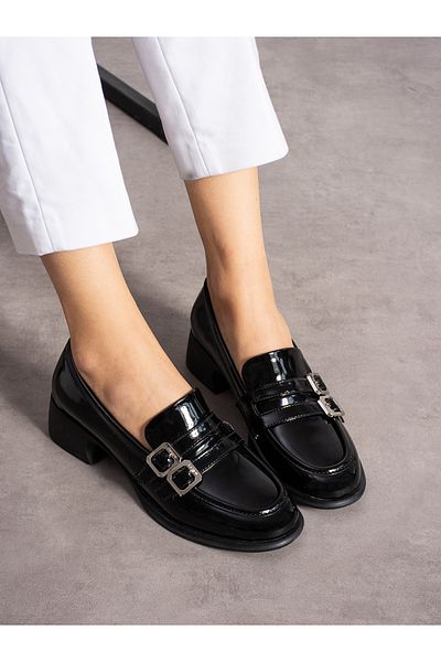 Alemdar Shoes Дамски мокасини JENK от черна лачена кожа с катарама