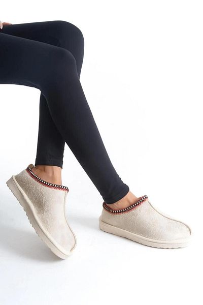 UYEGE Cizme scurte de damă cu toc înalt din shearling din seria COSMİON
