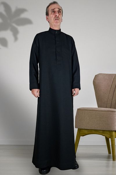 Royal Attire Hajj Umrah Clothes - Front Buttons Open, Long Sleeve, Button-Free Pocket Men's Dress Prayer Cubas