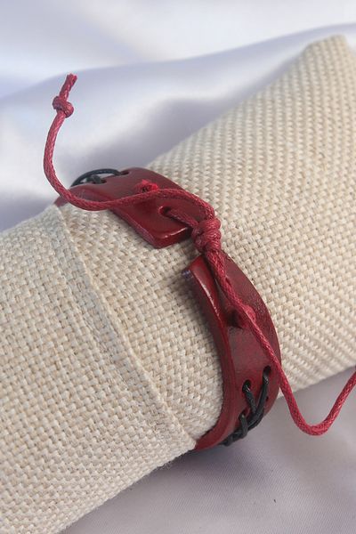 Mu Art Ahşap Claret Red Color Black String Leather Men's Bracelet