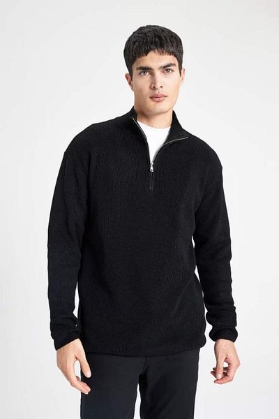 DeFacto Rollkragenpullover aus Thessaloniki-Stoff - Lockere Passform B9706AX24AU