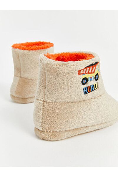 LC Waikiki Lw - Pelüş Nakışlı Kadın Ev Botu