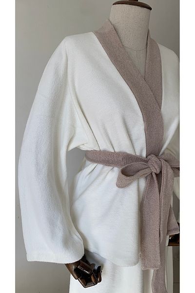 Glowear Atelier Women's White Color Piping Detail Premium Soft Textured Double Kimono Set