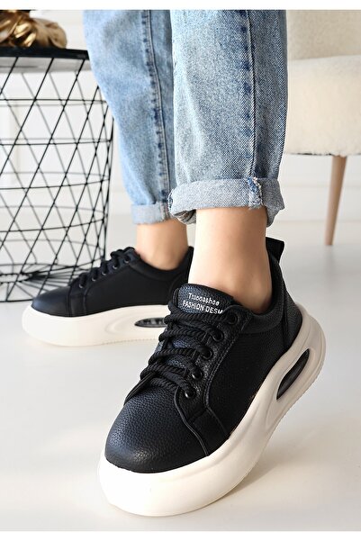BESKAR Chris Black Leather Lace-Up Sneakers
