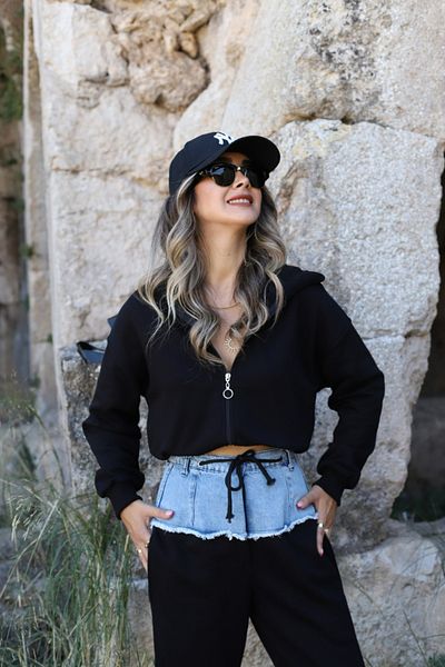 bytugcekaya Σετ φόρμας με λεπτομέρεια τζιν με μαύρη μέση