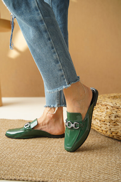 Taran Chain Detailed Closed Toe Women's Slippers - Flat Sole Jayla