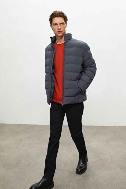 Mudo Quilted Inflatable Coat with Right Collar