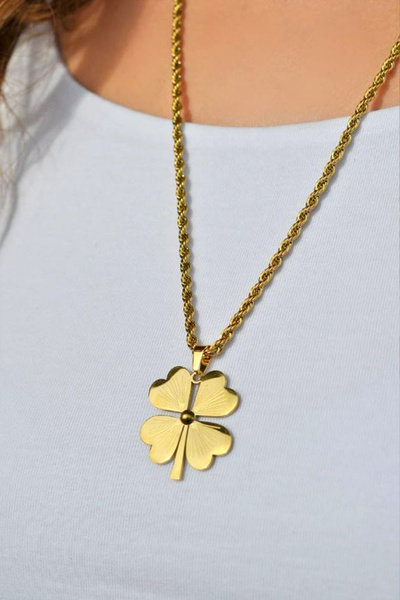 İŞTE BU Kişiye Özel İsimli Dört Yapraklı Yonca Çelik Kolye