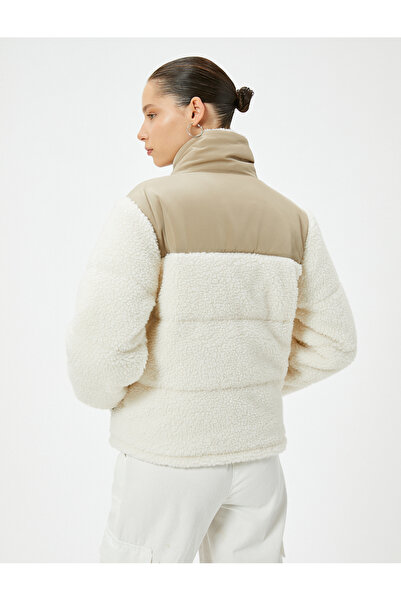 Koton Palton puf de pluș cu guler cu fermoar și buzunare