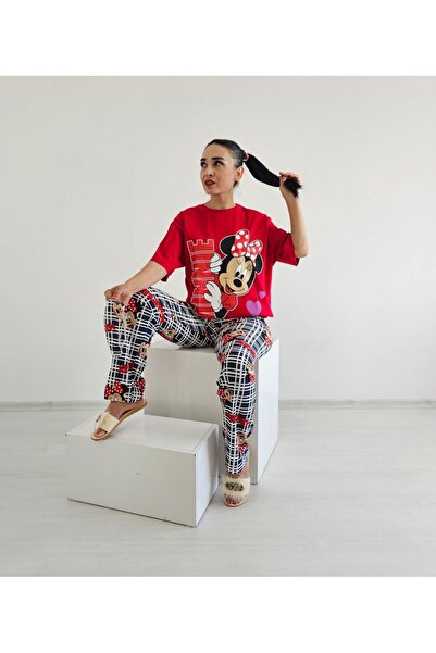 6 butik altı üstü butik Kostkovaná pyžamová souprava Mickey