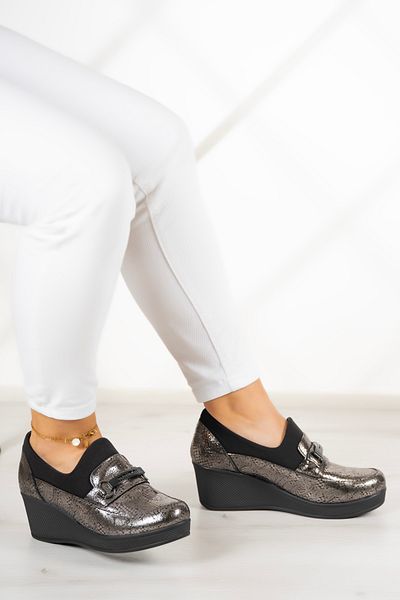 Erkan Saçmacı Catherine Silver Snake Pattern - Pantofi elastici din piele naturală cu toc pană
