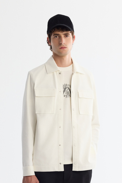 Avva Erkek Beyaz Klasik Yaka Pamuklu Jersey Comfort Fit Gömlek Ceket A42Y2092