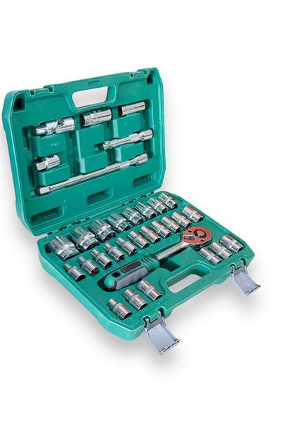 EUROPA 32 Piece Professional Socket Set 1/2 Cr-V Steel (32 Pieces)