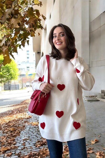 Entropy Embossed Heart Knitwear Women's Sweater - Cream (Sleeve Color)
