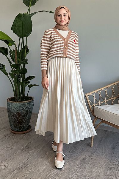InStyle سترة تريكو الجمل مخططة على شكل قلب