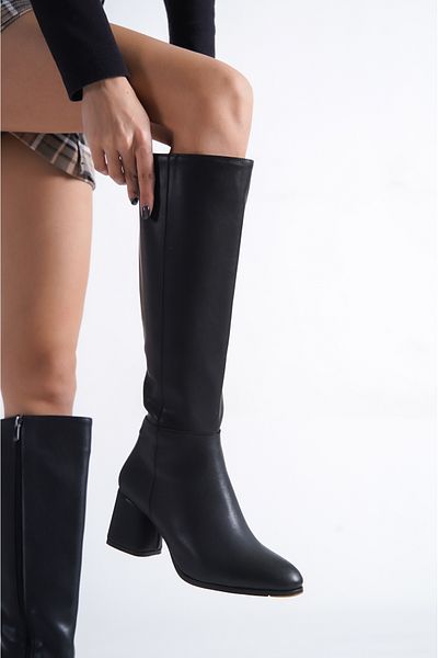 Capone Outfitters Damenstiefel mit ovaler Spitze und seitlichem Reißverschluss und Absatz