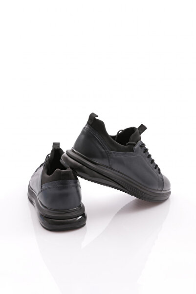 DGN 18366 Чоловічі спортивні черевики на шнурівці