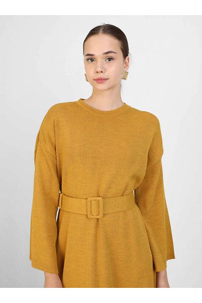Refka Hijab-Kleid aus Strick mit Gürteldetail – Senf – Refka