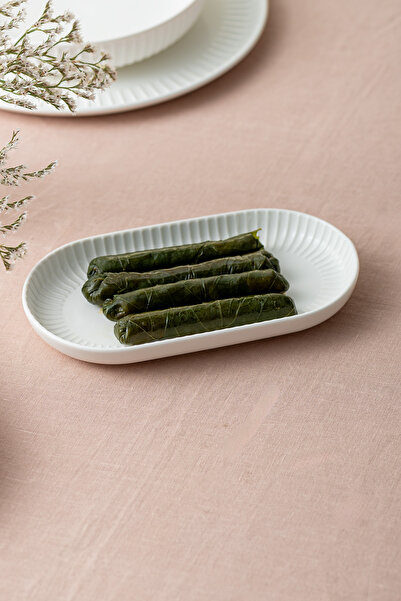 İSTANBUL PORSELEN Istanbul Porcelain Beray Boat Plate 20 cm