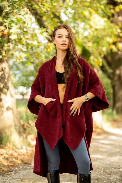 VerdeBlanco Red Poncho with Hood and Pocket Detail