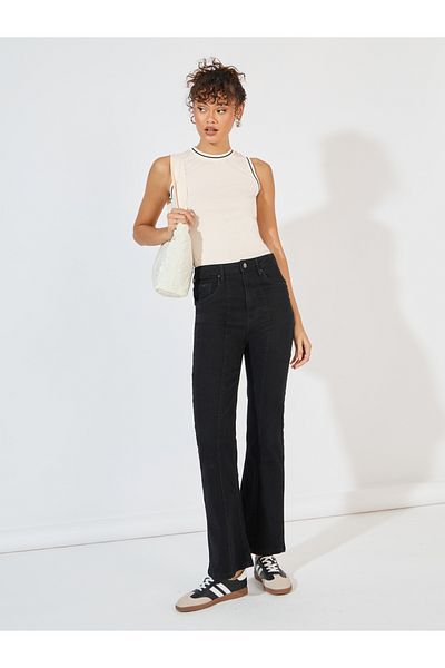 Styli Flat Knit Sleeveless Top with Contrast Piping