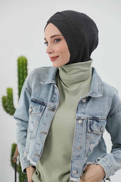 Aisha's Design غطاء رأس شتوي بتفاصيل متقاطعة من الأمام، TB-4RB