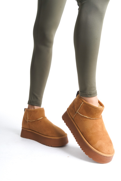 Shu Mhu Ug Model Düz Desen Süet Içi Kürklü Kalin Taban Kadin Taba Bootie