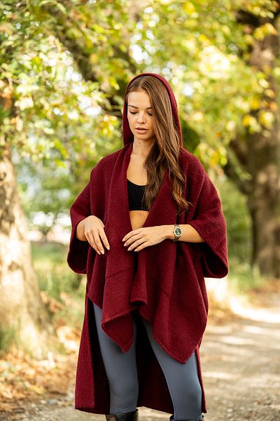VerdeBlanco Red Poncho with Hood and Pocket Detail