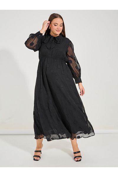 Styli Plus Size Embroidery Detail Maxi Dress with Tie Up Neck