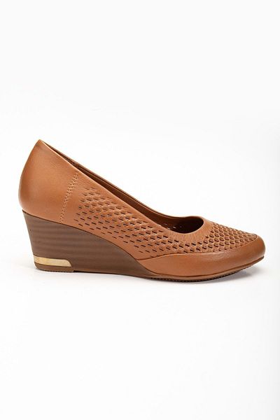 ANALİN SHOES Дамски обувки на танкетка от естествена кожа - с щампа на пчелна пита, кафяви