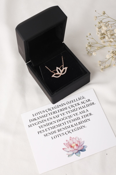 SARIASLAN Işıklı Kutuda 925 Ayar Gümüş Lotus Çiçeği Kolye