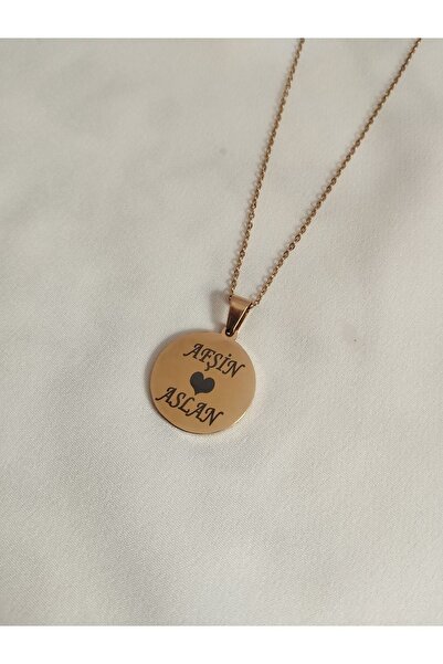 KARHEDİYE Kişiye Özel  İsimli Altın Rengi Yuvarlak Plaka Çelik Kolye
