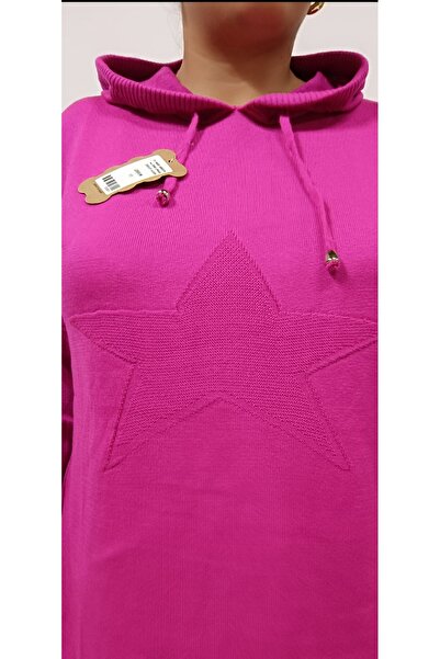 AKŞEN GİYİM BÜYÜK BEDEN MEVSİMLİK İNCE TRİKO DOKUMA KAPÜŞONLU YILDIZ BASKILI TUNİK BOY KAZAK