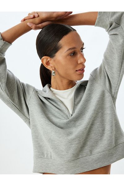 Koton Basic Polo Collar Sweatshirt with Half Zipper Detail