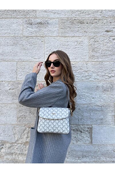 Piedra Біло-сірий колір, тривимірний візерунок, багато кишень, застібка-блискавка, ремінець через плече, жіноча сумка нового сезону.