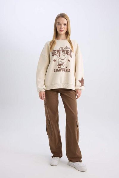 DeFacto Coool Oversize Wide Fit Crew Neck Printed Thick Sweatshirt D5306Ax24Au