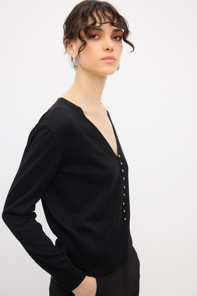 adL V-Neck Pearl Knitwear Blouse