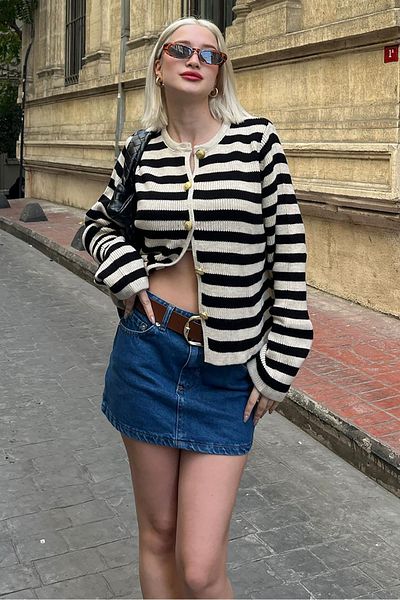 Madmext Cardigan din bumbac cu detaliu cu nasturi aurii, cu dungi bej, decolteu, Mg1605