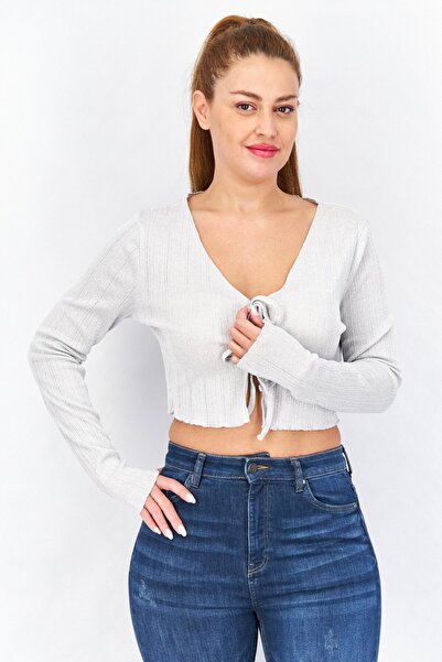 Don't Call Me Jennyfer Women V Neck Long Sleeve Metallic Crop Top, Silver