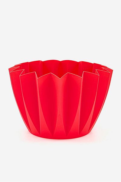 Robert Allen Plastic Starpoint Planter 20 D X 13 H Cm, Red