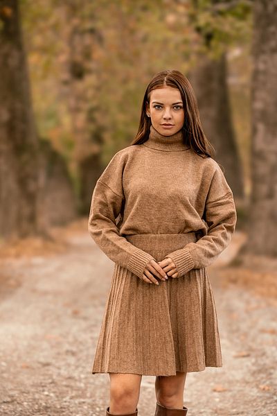 VerdeBlanco Комплект от оребрена плетка и пола - кафяв