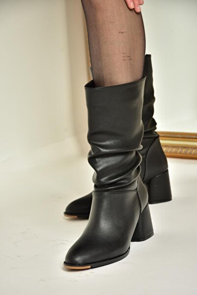 Fox Shoes T848243009 Siyah Kalın Topuklu Kadın Bot