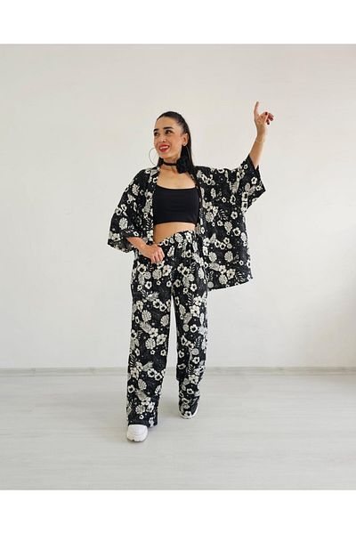 Altı Üstü Butik Set kimono cu model de flori